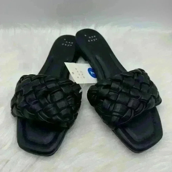 Women’s A New Day Carissa Sandals in Black Size 7 - Picture 1 of 7